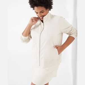 NWT Livi zip up stretch lightweight jacket. Lane Bryant. 14/16